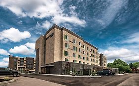 Ramada Inn Toledo Oh 4*